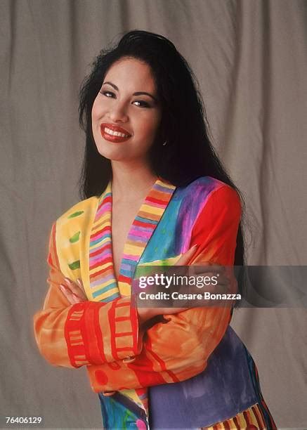 803 Selena Quintanilla Photos & High